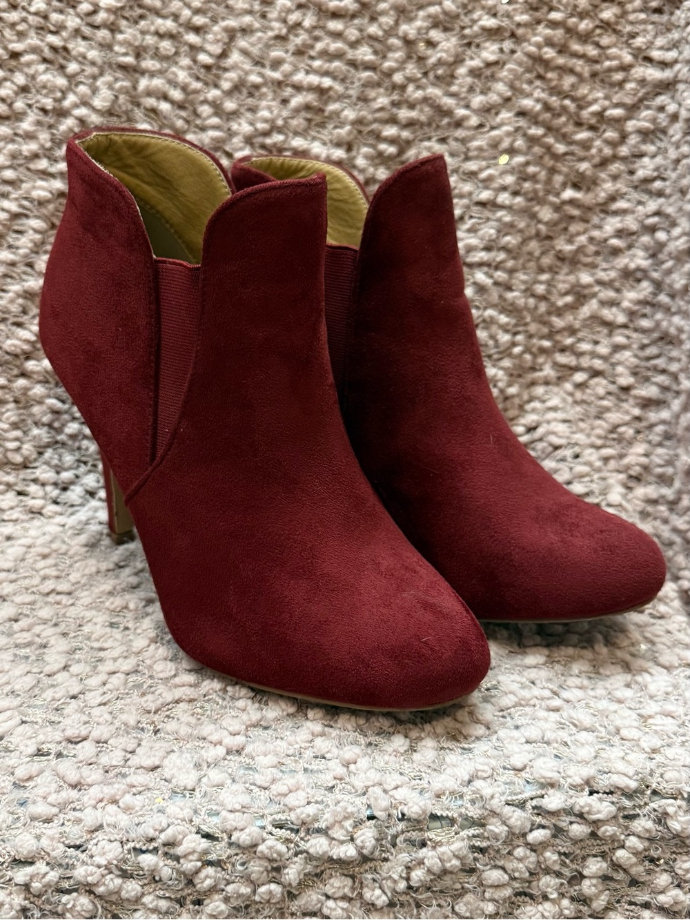 Bella Marie Wine Suede Booties, sz 8.5